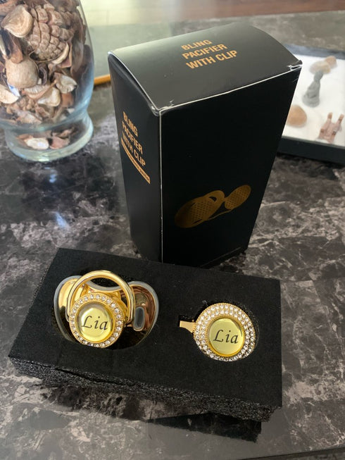 Sucette personnalisée + Clips attache tétine